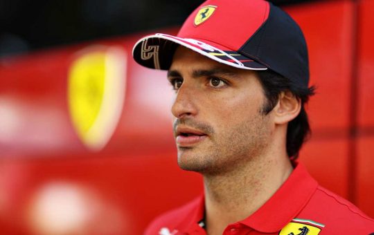 Carlos Sainz Jr, i termini del suo rinnovo con la Ferrari