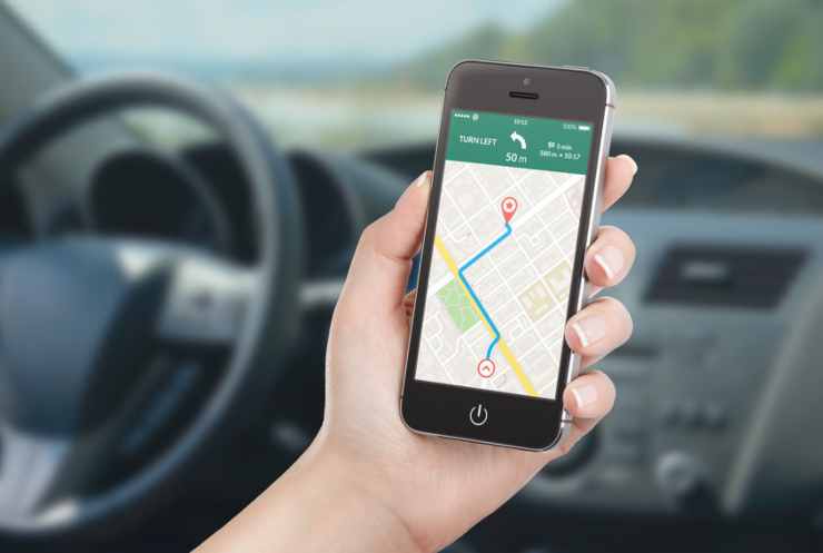 Fioccano anche le nuove app per visualizzare la posizione dell'auto in tempo reale
