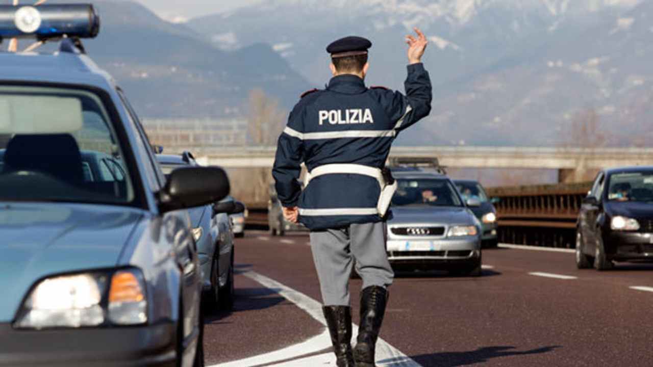 Auto, è obbligatorio averlo nel bagagliaio: rischi multa di 160 €