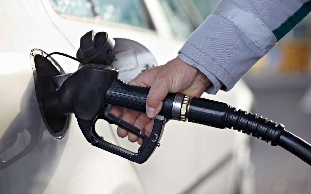 Ci sono metodi illegali per aggirare il pagamento della benzina- Fonte Depositphotos - solomotori.it