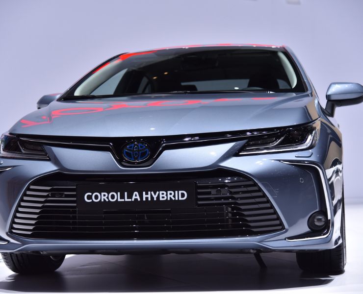 Toyota Corolla Hybrid - Fonte Depositphotos - solomotori.it